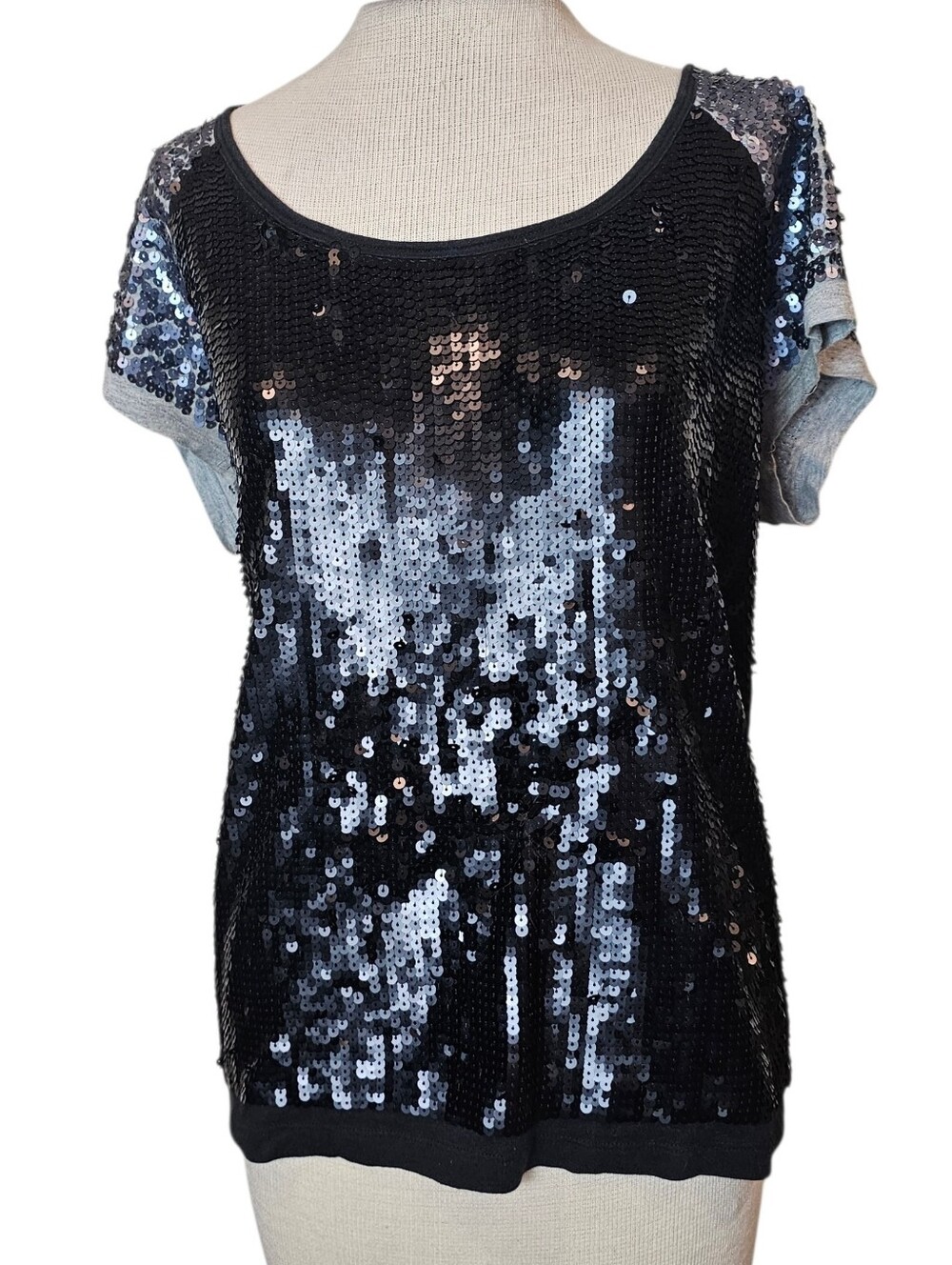 Victoria's Secret Sequin Top Size XL Black Short Sleeve Y2K Indie Sleaze Disco